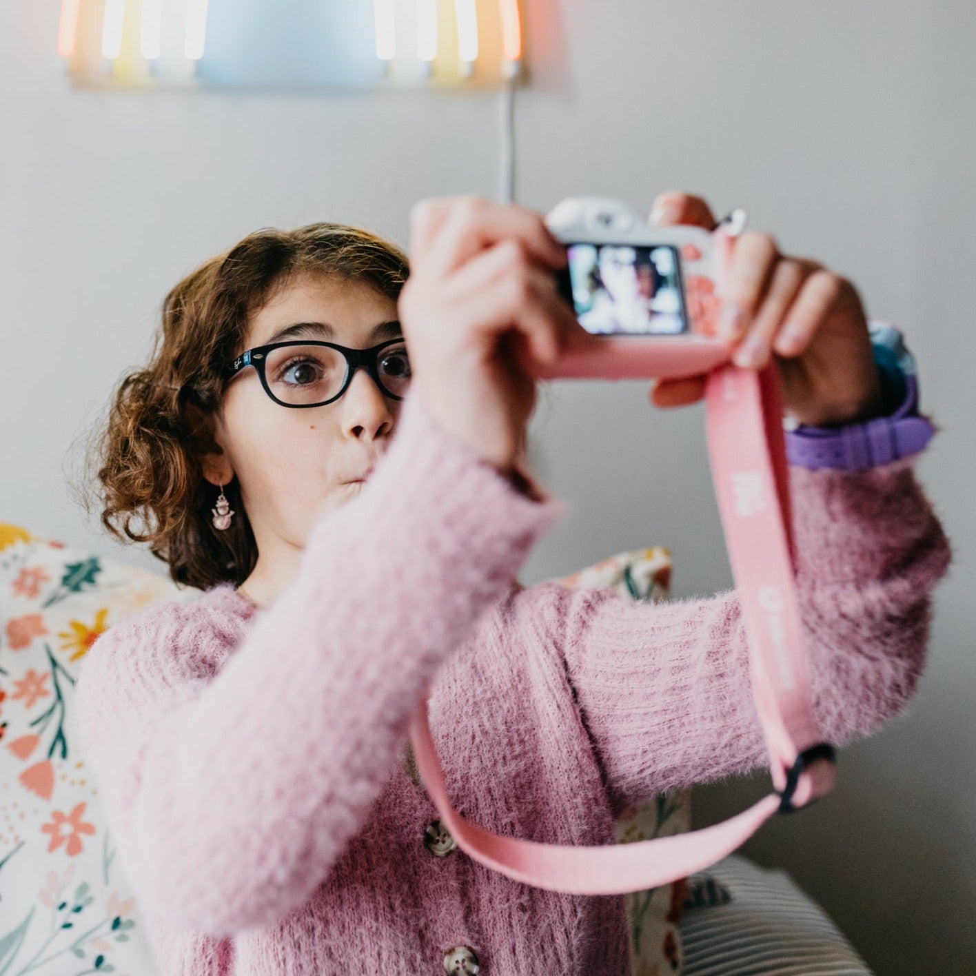 Cámara digital para niños con funda protectora de goma y cordón | myFirst Camera 3