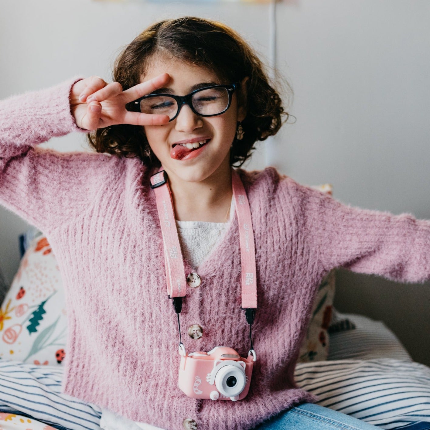 Appareil photo numérique pour enfants avec étui de protection en caoutchouc et cordon | myFirst Camera 3